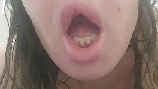 Bütün gün masteubate olabilirim ve bana katılabilirsiniz