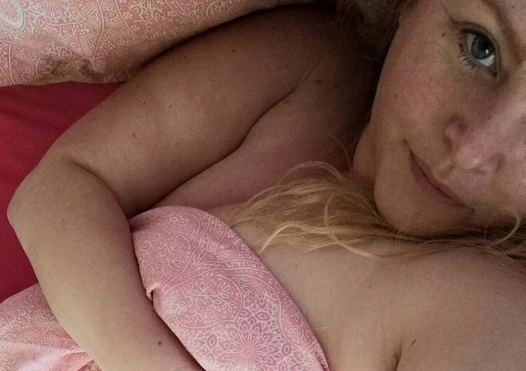 Benim büyük titties karısı ve onun pembe arkadaşı eğleniyor
