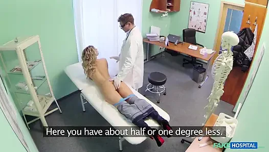 Fake hospital- ateşli sarışın ofis muayenesini seviyor, amını sikiyor ve büyük bir indirim için büyük bir boşalma alıyor