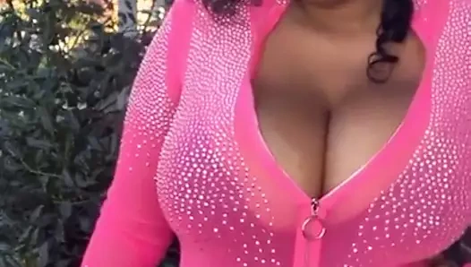 Abanoz bbw milf casey dreux seksi pembe kadın iç çamaşırı