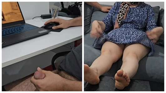 Porno İzlerken Yengesine Yakalandı Ayakları İle Boşalttı