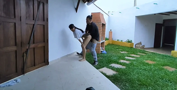 Üvey kız kardeşimi sikerken videolar filtreleniyor