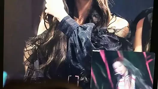 Wonyoung'la flört etmeyi bırakamıyorum