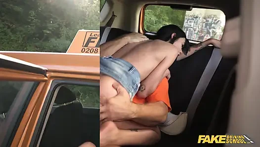 О МОЙ БОГ, Я ЗАСТРЯЛА В МАШИНЕ - Фейковая автошкола