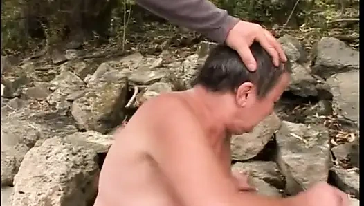 O yaşlı ama yarak seviyor