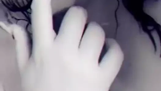 kız arkadaşı göğüsleri içinde duş