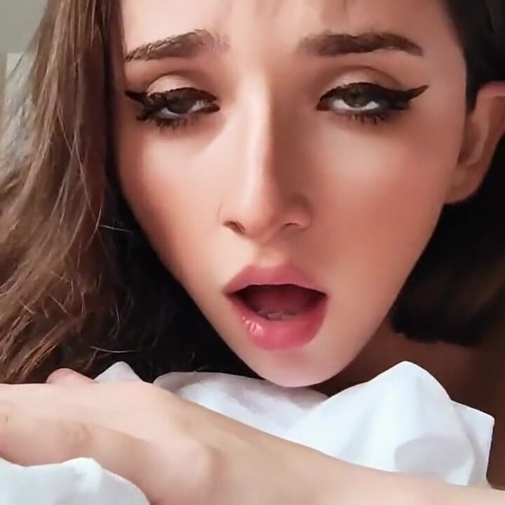 Kim anal seksi sever?