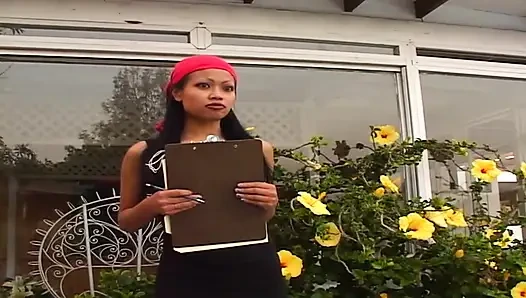 На свежем воздухе это особенно возбуждается