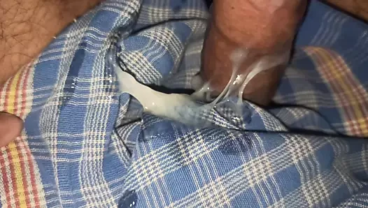 Desi oğlan Hint yenge seks video pani nikal gaya el masajı