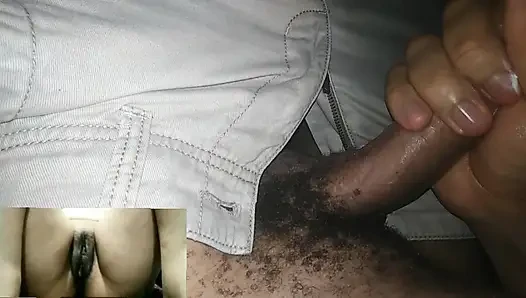 Görüntülü görüşmede mastürbasyon