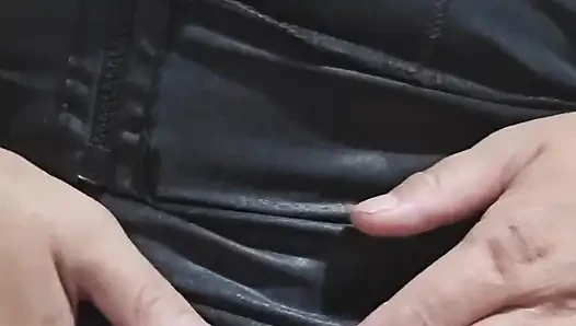 Azgınla dolu kulüpten geldim ve bir syririca geçirdim