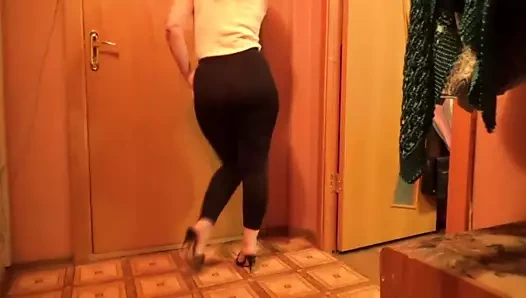43 yaşındaki underfucked kıçımı kamerada ilk kez twerking
