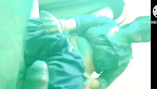 Kocam beni sert sikiyor meyve suyu amcığım desi Hintli karı koca ateşli seks bölüm 1