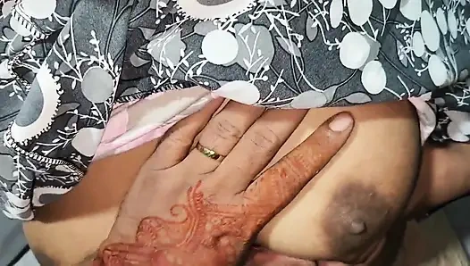 Müslüman evli kadın romantik oyunla ev yapımı seks