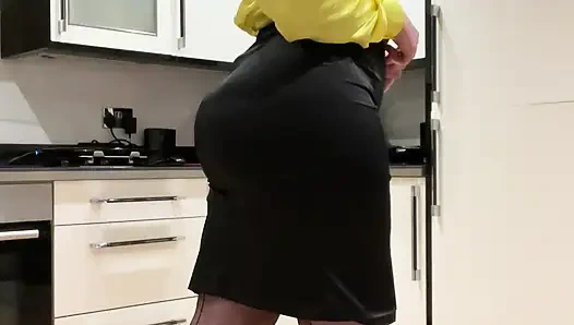 Sophie James yarağına böyle binebilir miyim?