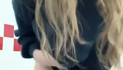 Tight Jeans n Big Boobs
