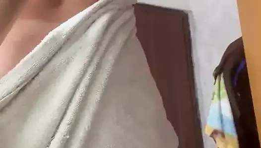 Sexy latina move-o até você ficar duro
