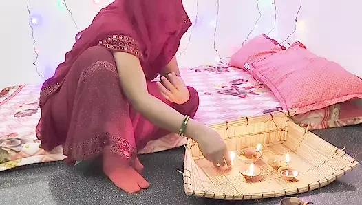 erkek arkadaşı ile Dipawali tatil seks. güzel hint köyü yenge gerçekten sıcak seks