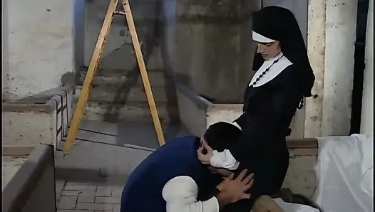 Manastırda rahibelerin kirli hikayeleri - cilt 04