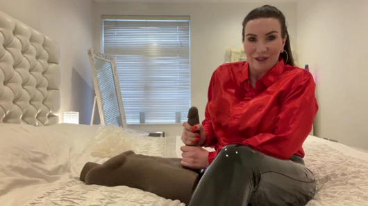 Yeni büyük zenci yarağı seks bebeğimi kutumdan çıkardığımda gerçek mutluluğun görünümü