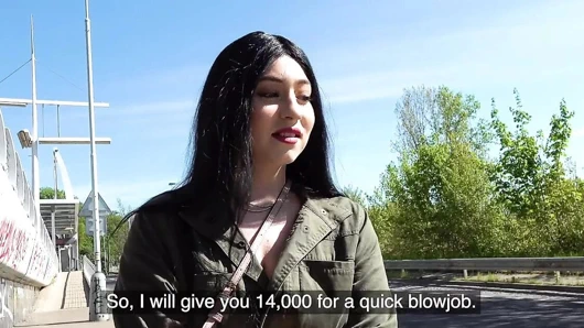 Kamu ajan nakit tempts busty Amerikan amilia oniks için sikme