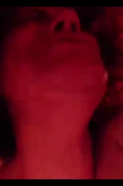 Мой молодой ебарь трахается как сучка