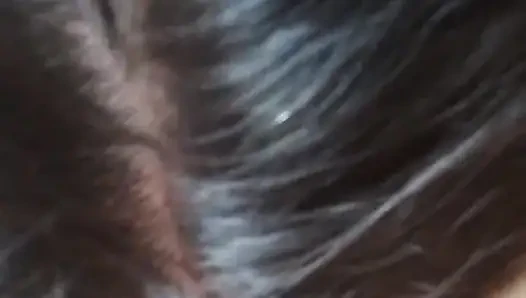 Baldızımın yarağını emiyor, ağzına boşalıyor