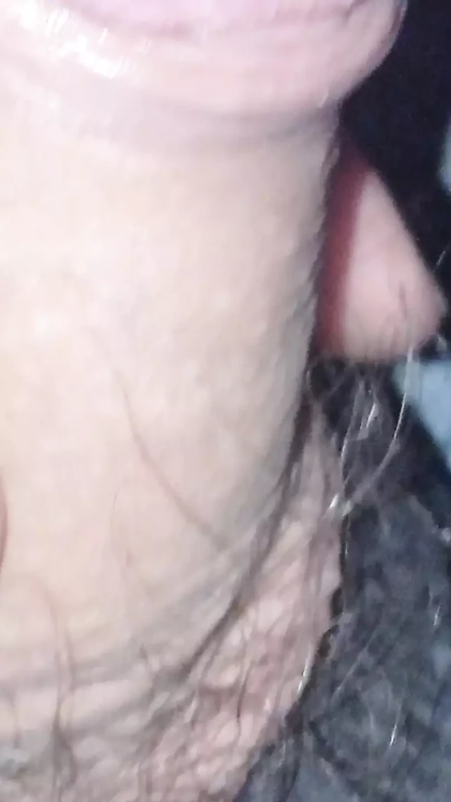 Odamda genç Kolombiyalı pornosu mastürbasyon yapıyorum