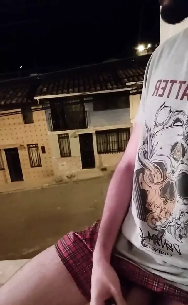 Sokakta boşalma pt. 2