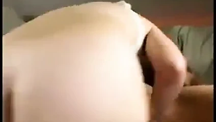 Komşunun ateşli kızı pompalanıyor