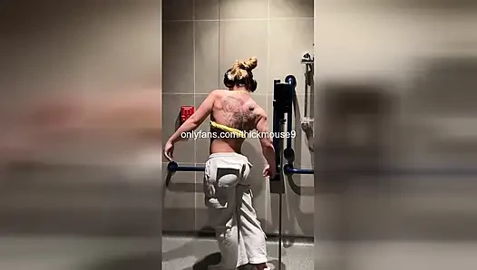 Spor salonu yoga frikik: 18 yaşındaki kıllı amcık patlıyor tiktok canlı