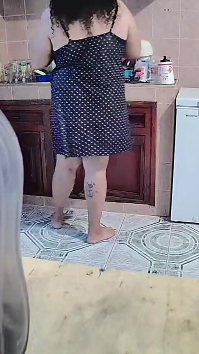 Tombul karım mutfakta ders veriyor | Klip 1