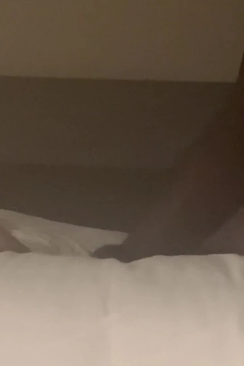 Götünü yırtıyor