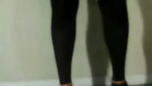 Sissy sarah ağırlık antrenmanı