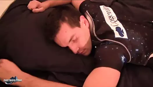 Sketboy.com - spor eğitiminden sonra oral seks