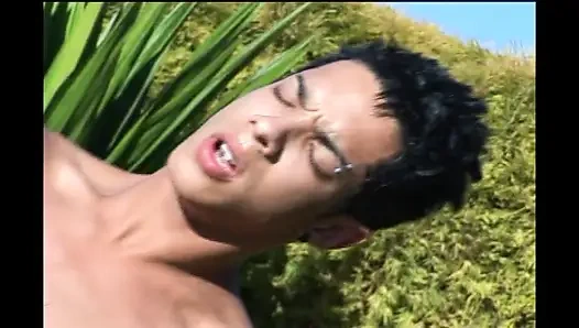 Genç ve azgın büyük yaraklar eşcinsel oğlanlar sert göt deliği sikişiyor nr 7