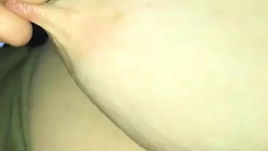 Çekme ve büyük sulu meme emme!