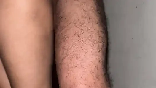 Mauka milte hi padosan ko choda