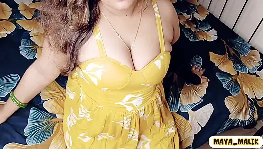 Kocasının odasına gidince baldız küçük kayınbiraderi ile ilk kez gece öpüştü