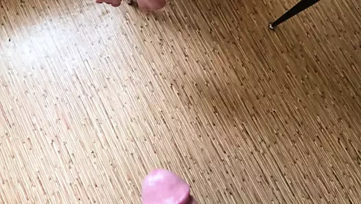 Baba, gelişini beklemeyen bir kızı vahşice becerdi