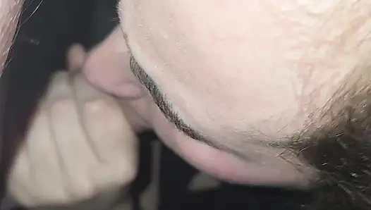 Oral seks çok sevilir penisi ağzına almayı severim :)