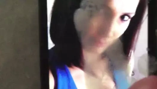 Caterina balivo boşalma anısına