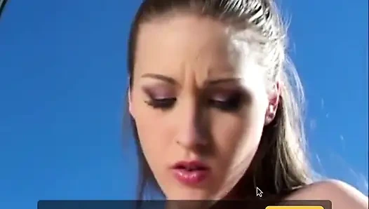 Veronica amcığın ağzındaki yarağı seviyor... ağzına boşalma