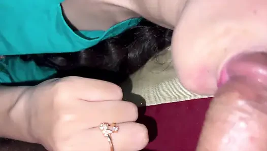 Özel ev romantizmi tutku ve güzel anılarla dolu bir gece yaratıyor (18+)
