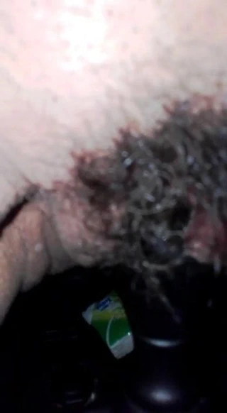 Ma salope ce fais du bien avec le levier de vitesse