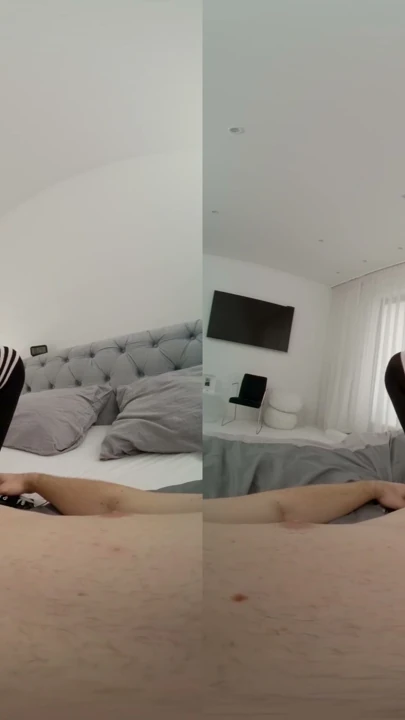 Doymak Bilmeyen Bir Kızla Seks Oyunu - Sanal Gerçek Porno | Klip 1