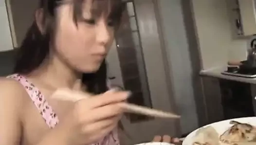 Momo aizawa var tıraş twat yaladı ve becerdin