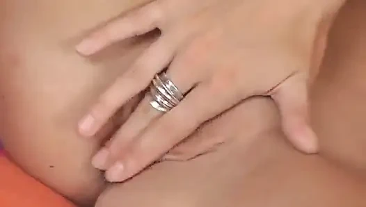 Leny eğleniyor