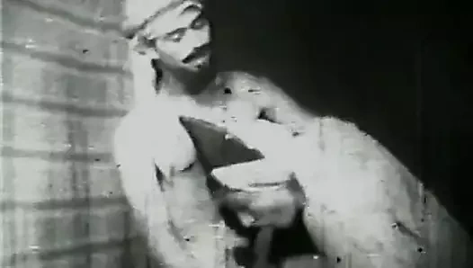 Sultan istiyor için sikme o kirli kız (1930s vintage)