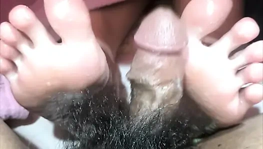 Çarşafların altında bu pinay'ın yetenekli parmakları var - 01